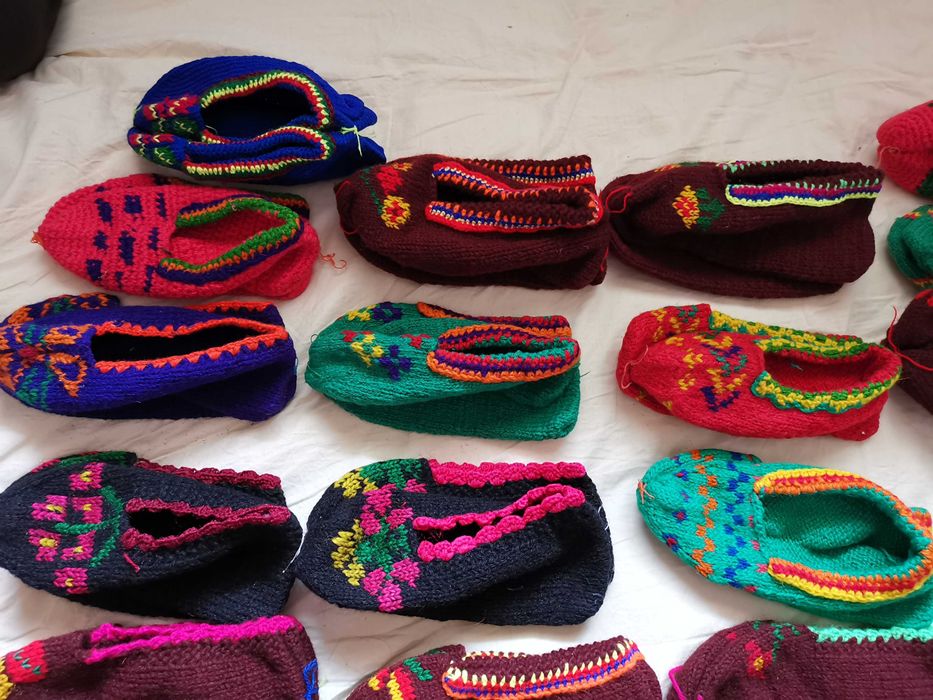 Уникални ръчно плетени терлици