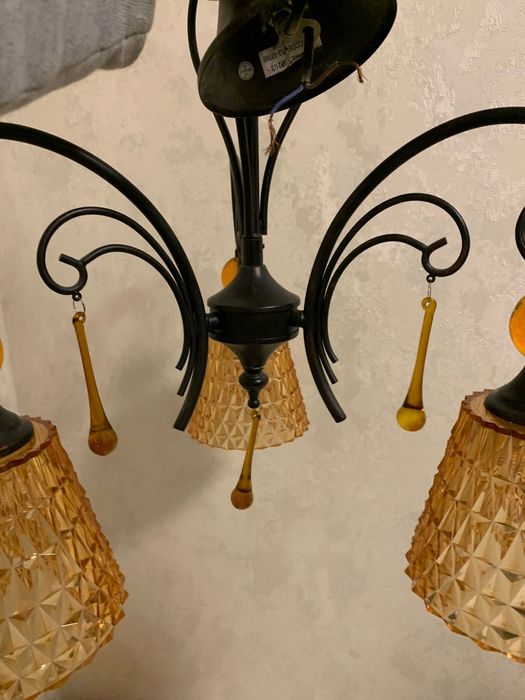 Люстра 3 рожковая  (Италия)