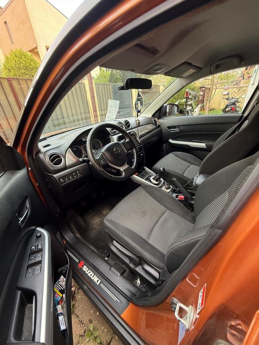 Suzuki Vitara 4*4 2016 primul proprietar