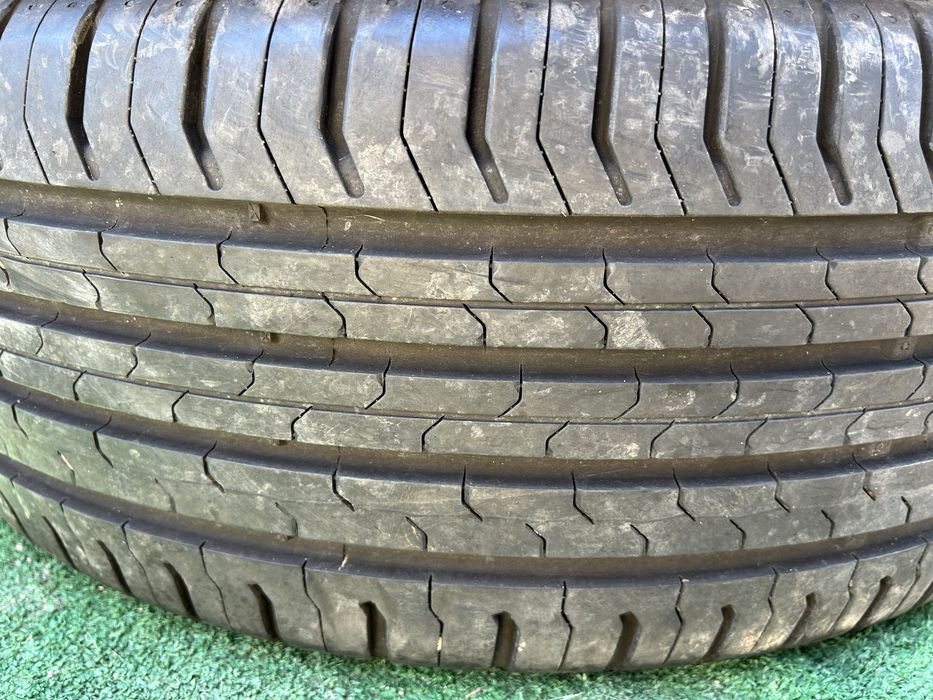 4 летни гуми continental 215 55 17