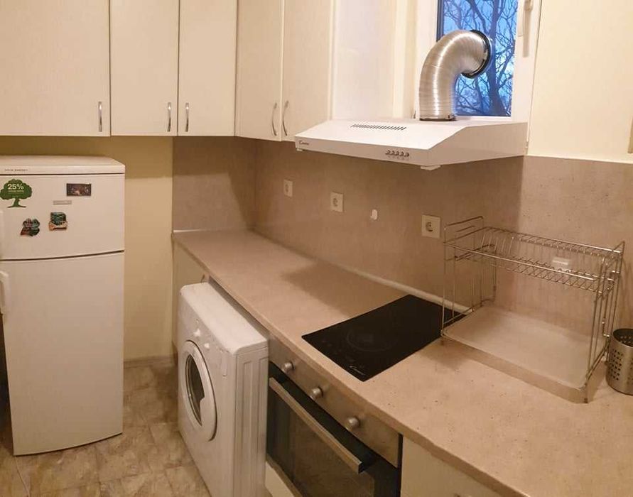 Дава се под наем Тристаен апартамент в Бургас, Възраждане - 90 кв.м за 408 € - Снимка #3