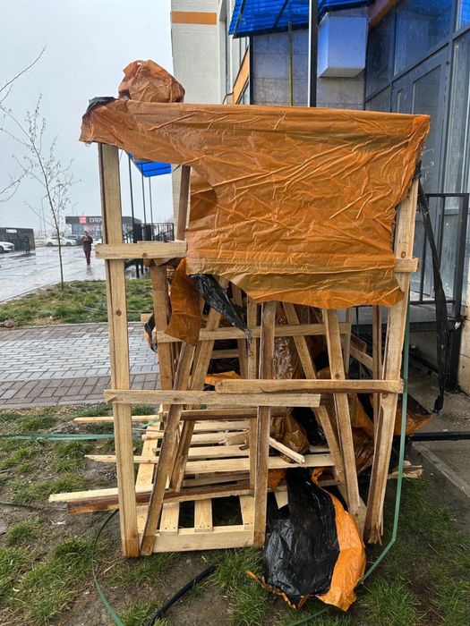 Палеты дерево отдается даром