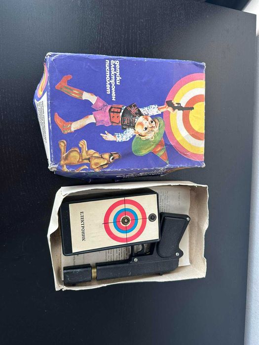 Соц Играчка Електронен Пистолет