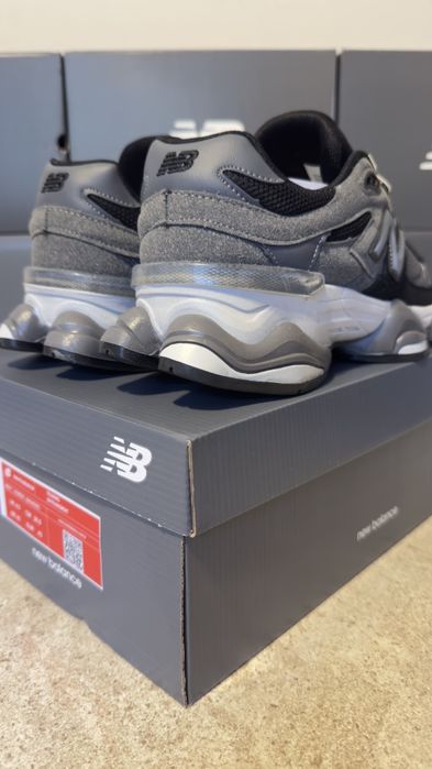 New Balance 9060 -Full Box-