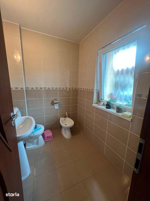 De vanzare Casa insiruita, zona Centru.