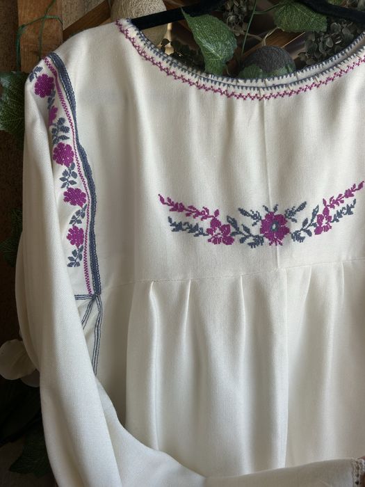 Ie traditionala handmade