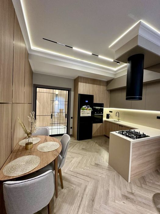 Продаю Квартира Новостррйка Ж.К Барокко 3/5/10 Новомосковская 85м2.