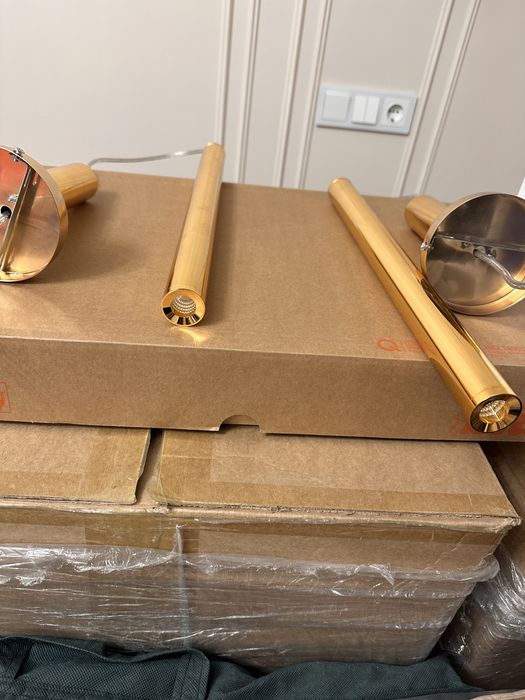 Подвесные люстры в золотом оттенке