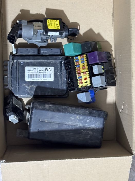Kit pornire chevrolet aveo 2003-2008 ecu contact panouri rele 96435559