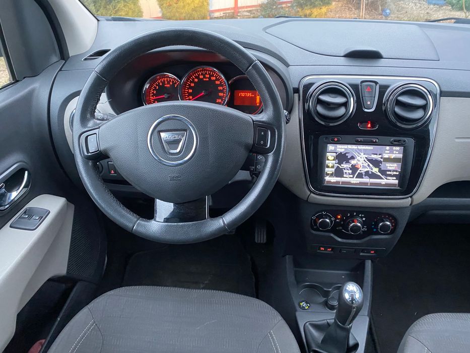 Dacia Lodgy 1,6 MPI Gpl cu 7 locuri și Navigație