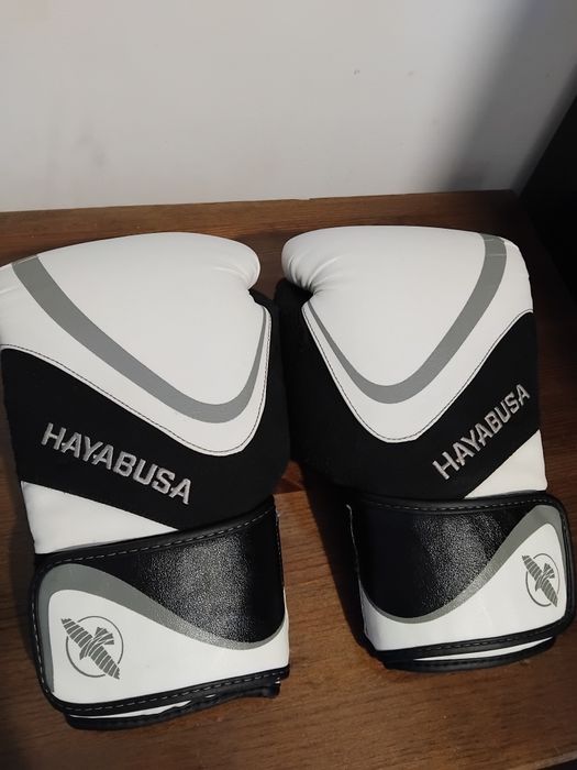 Боксови ръкавици Hayabusa