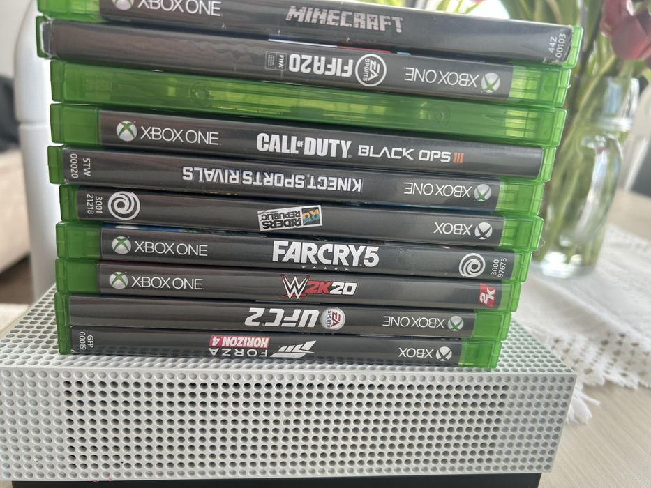 Vand xbox one s 10 jocuri