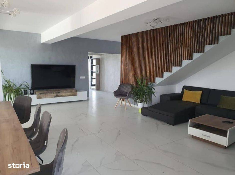 Închiriez în regim hotelier vilă de lux în Cihei