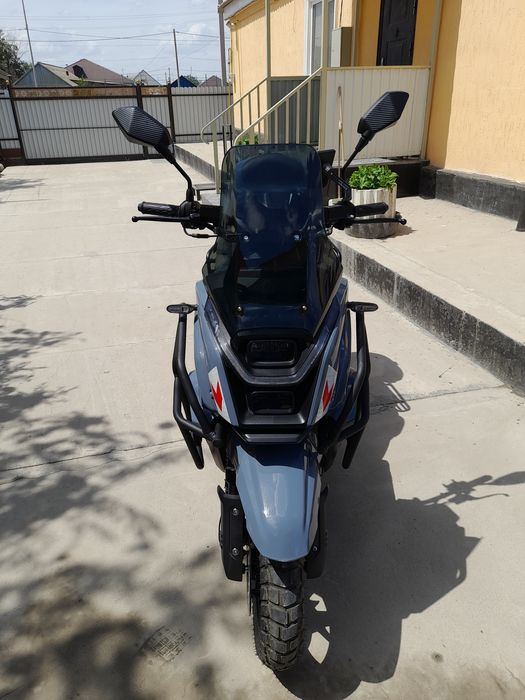 Скутер Танк BAS 175 куб