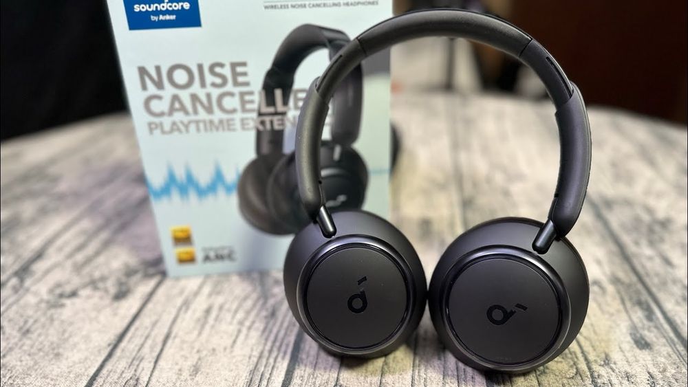 Soundcore Q45 naushnik