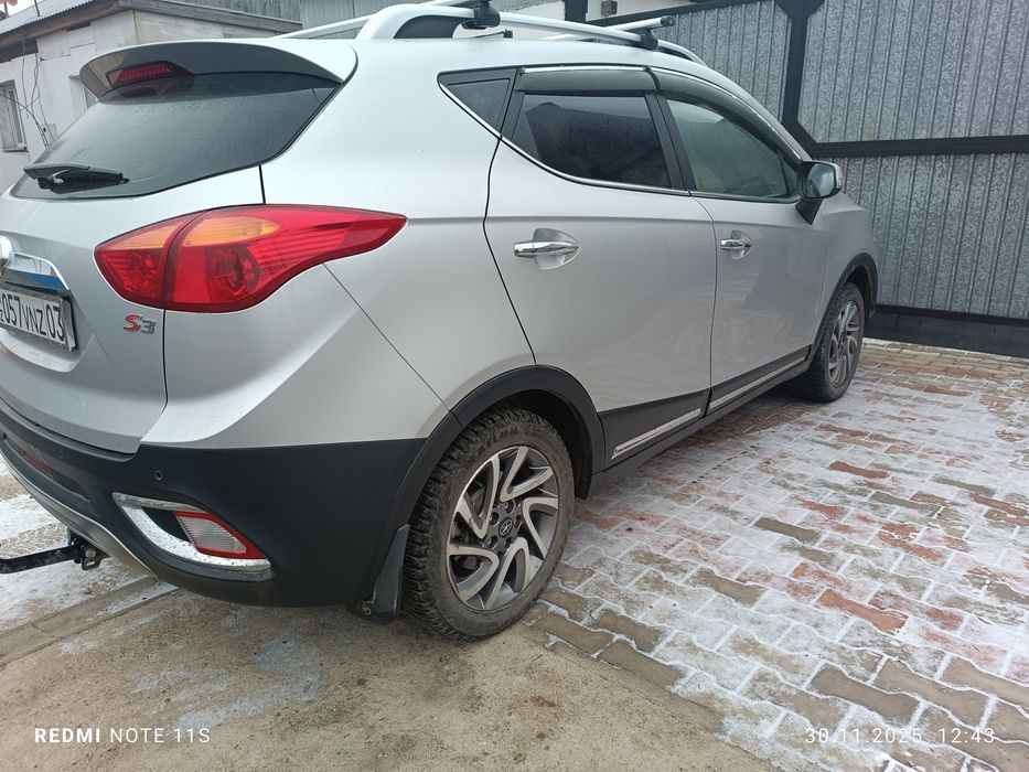 Продам автомобиль jac s3