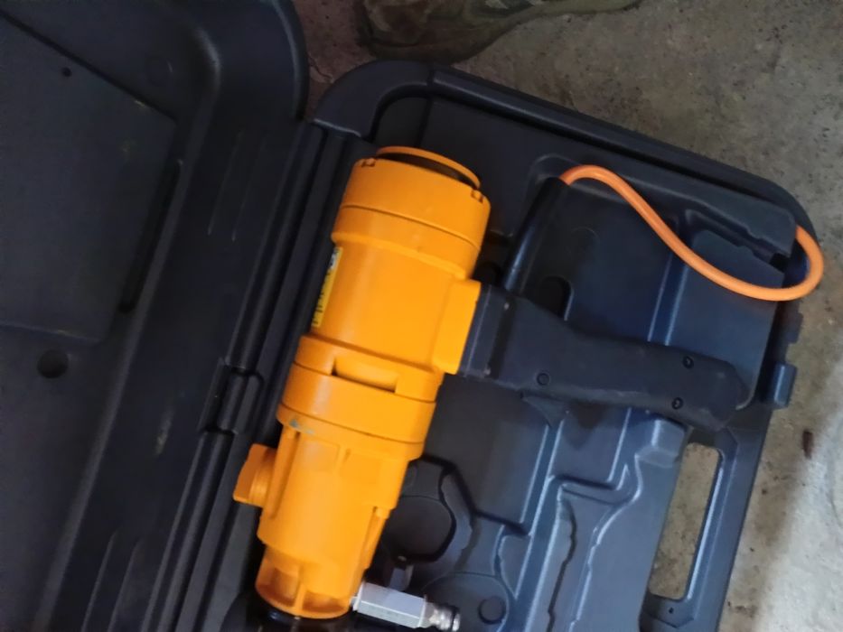 Weka mașină de carotat