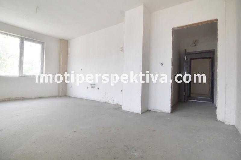 Продава се Двустаен апартамент в Пловдив, Кючук Париж - 70 кв.м за 1179 €/кв.м - Снимка #2