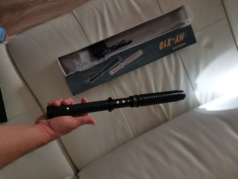 Baston telescopic cu electrosoc si lanterna 50cm alaij aluminiu Ultra rezistent
