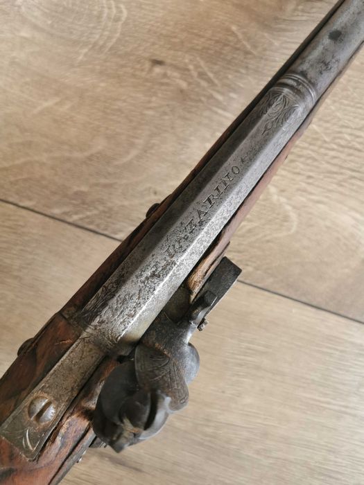 Кремъчен пищов с Лазарино цев