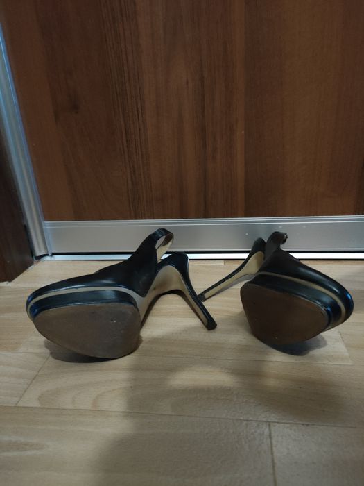 Продаю туфли, размер 37-38