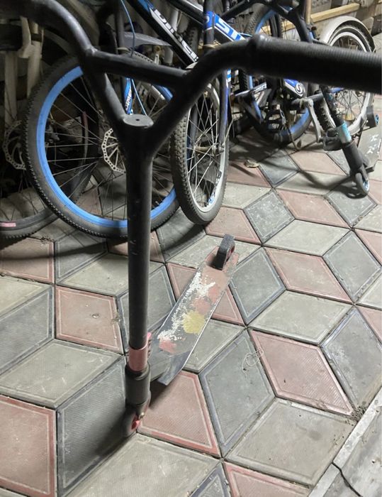 велосипед и два самоката