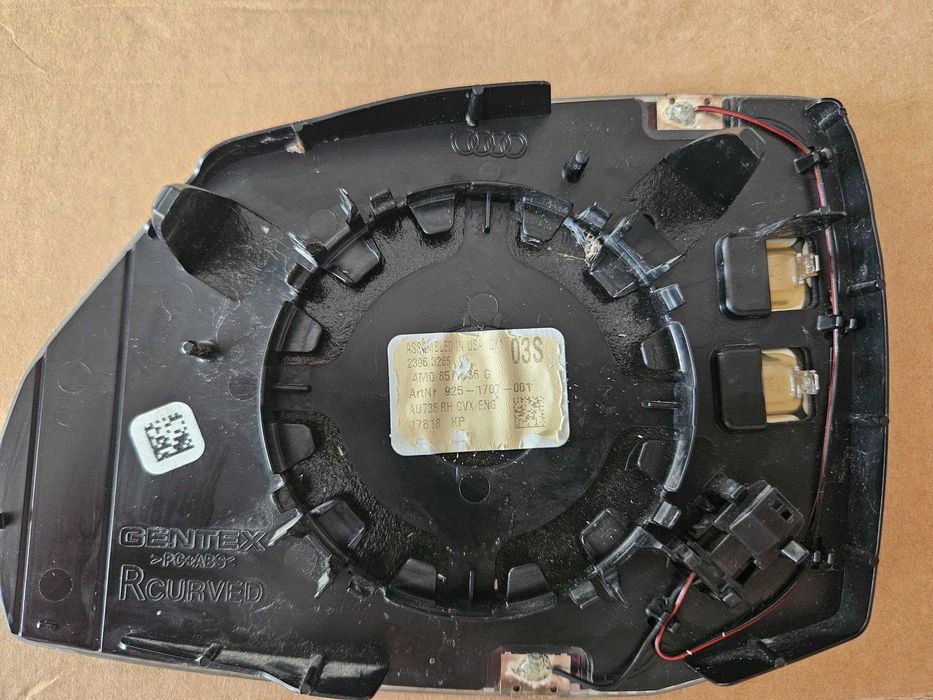 Стъкла за огледала Audi Q7 4M (2016-2024) Q5 (2016-2024) с бленда