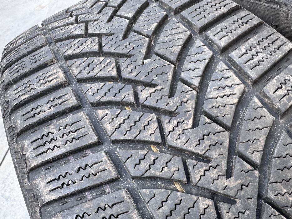 205/50/R17 Semperit Speed Grip3 2бр зимни dot3019