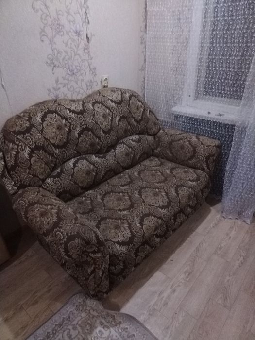 Диванчик подростковый