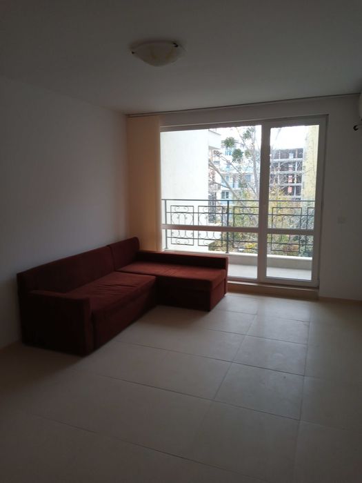 Разтегателен ъглов диван