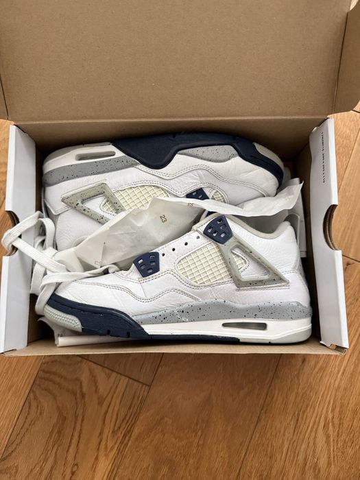 Обувки Jordan 4