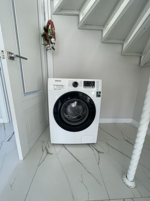 Продам стиральную машинку