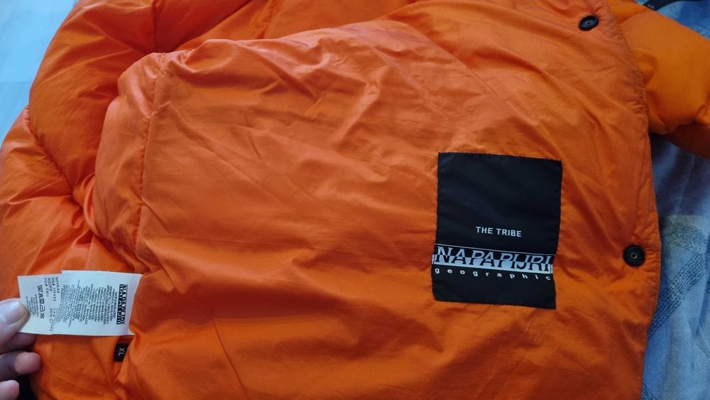 Jachetă căptușită Napapijri Ari de culoare portocalie