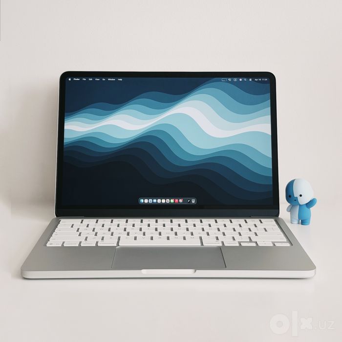 MacBook Neo - White 8/256 - 100% Ideal xolatda