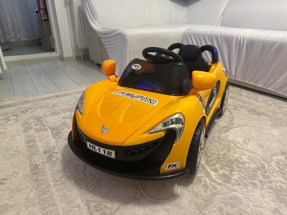 Masina electrica pentru copii