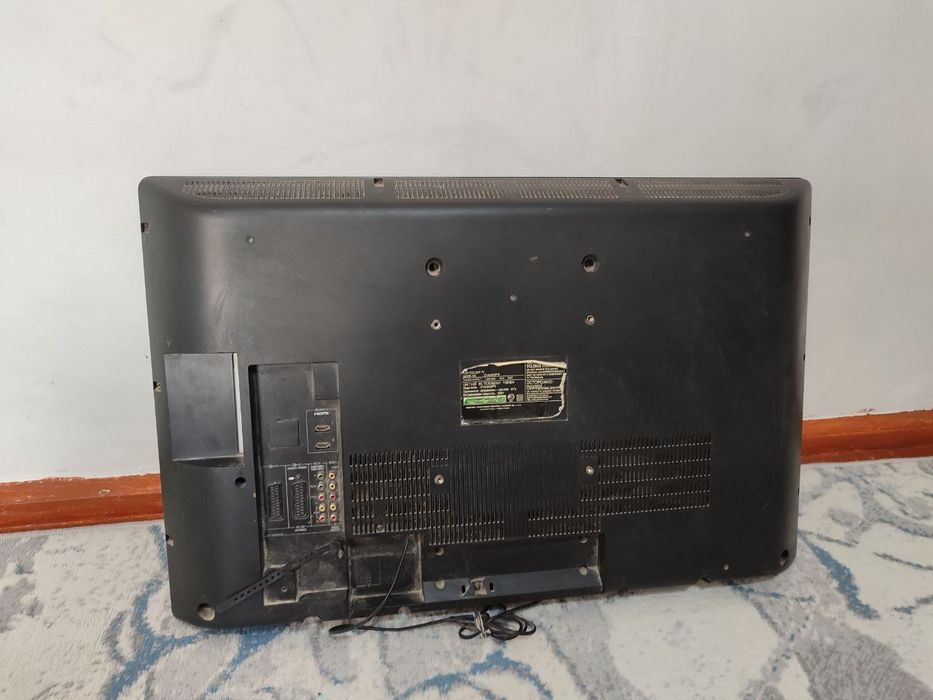 Телефизор сотилади TOSHIBA