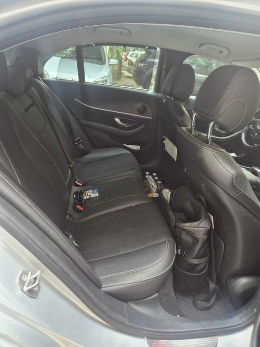 Mercedes-Benz E200 4MATIC | 2017 | Eleganta, confort