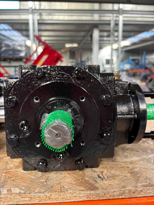 Grup reductor 1 la 3