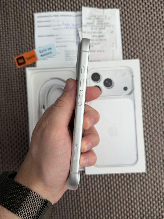 НОВ! *ЛИЗИНГ* iPhone 17 Pro 256Gb Silver 24М ГАРАНЦИЯ