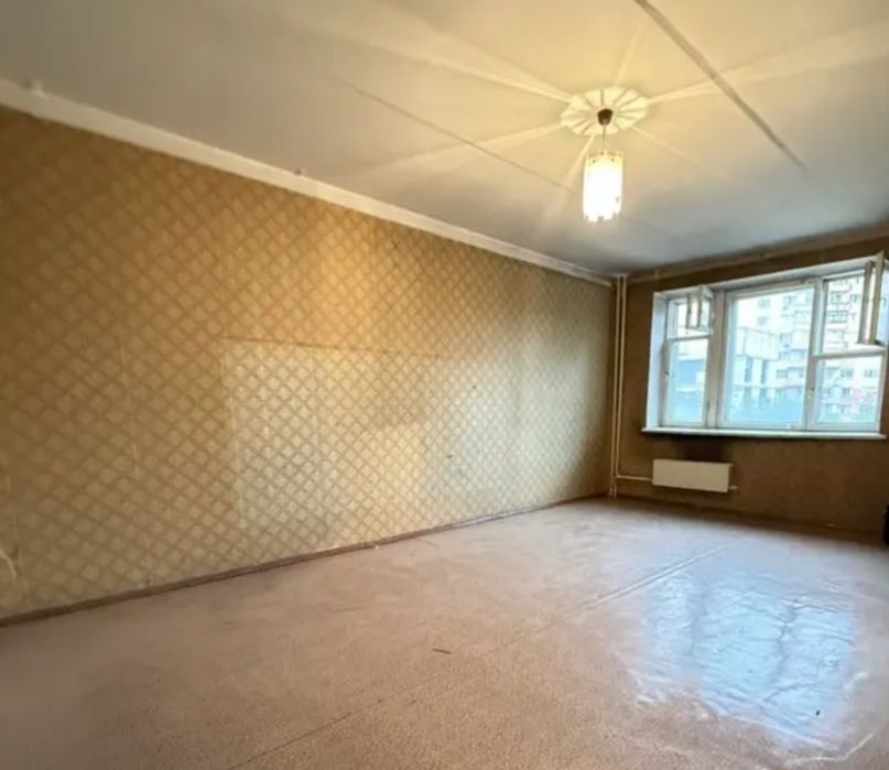 продам 3-х ком. 72кв. 3мкр. 2-этаж