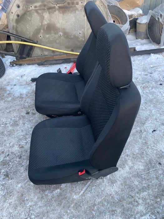 Сиденья Лада Гранта Приора Ларгус