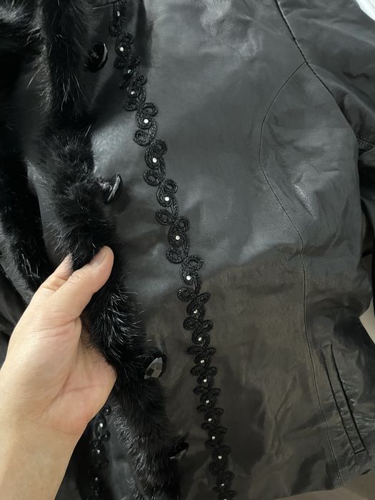 Кожаная куртка женская