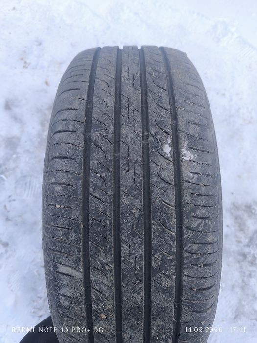 Продам покрышки 235/50/19