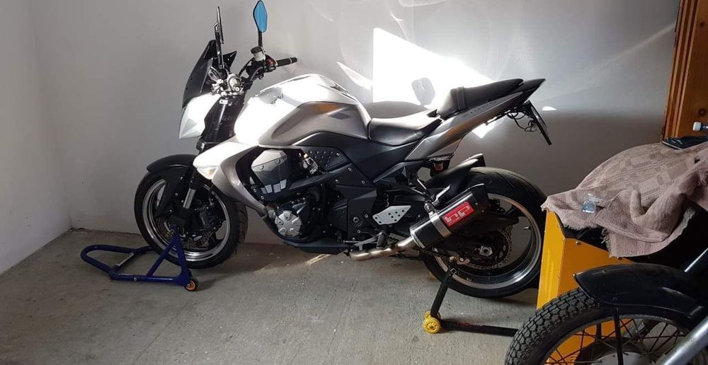 Vand motocicleta Kawasaki Z 1000