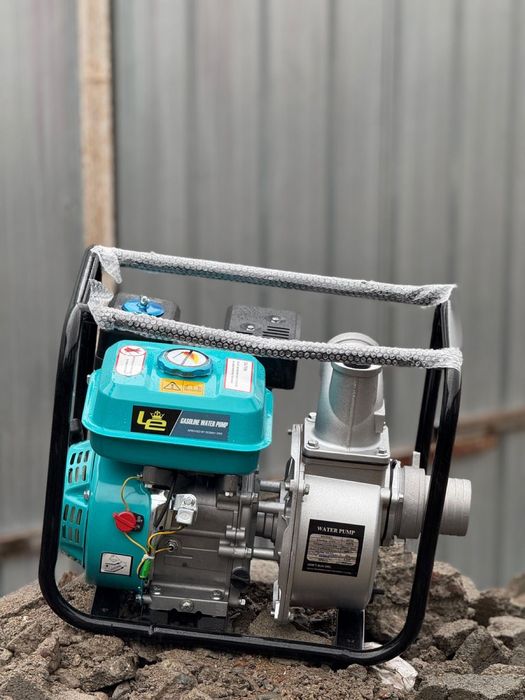 Мотопомпа с выходом на 80 мм