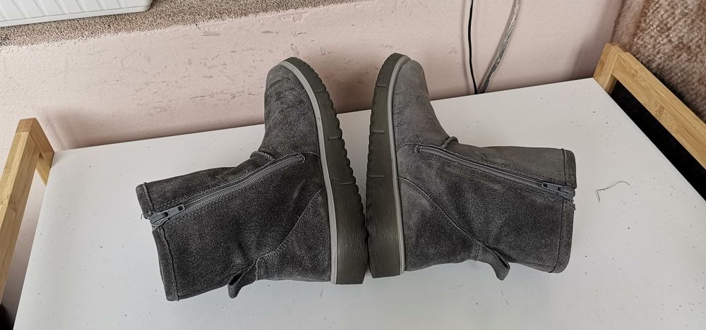 Боти Superfit 37.5 Естествен велур