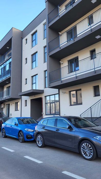 Inchiriez apartament 2 camere cu parcare inclusa in Dobroesti