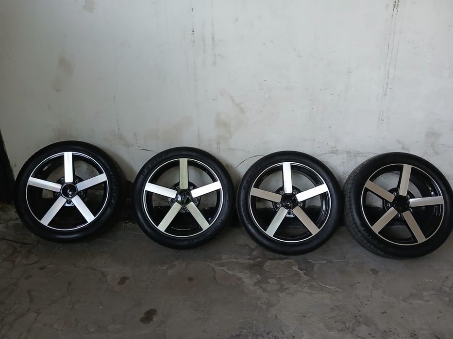 Продам новые r18 диски с резиной на ниву