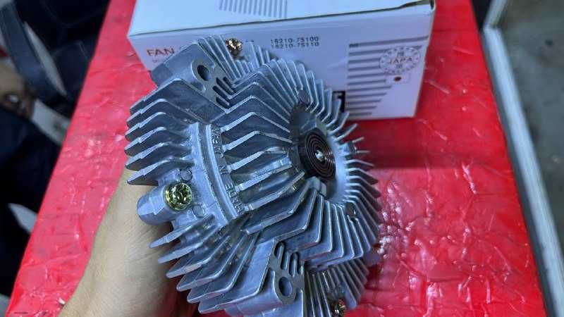 Термомуфта вентилятора на Nissan RD28
