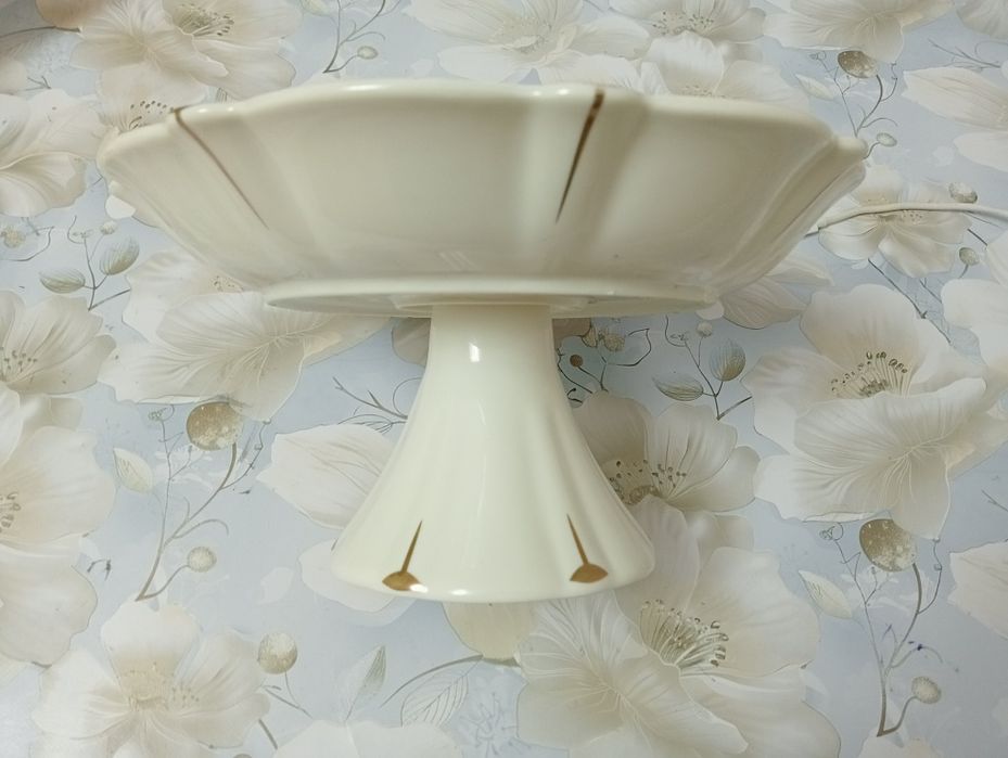 Продам фруктовницу